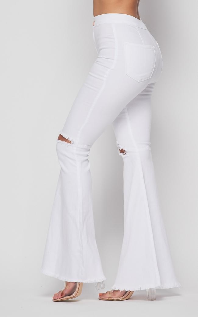 Vibrant Ripped Knee Super Flare Jeans - White –