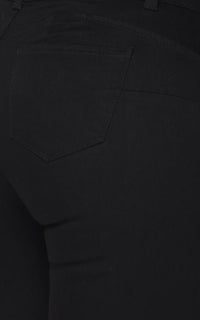 Basic Stretchy Denim Skinny Jeans - Black - SohoGirl.com